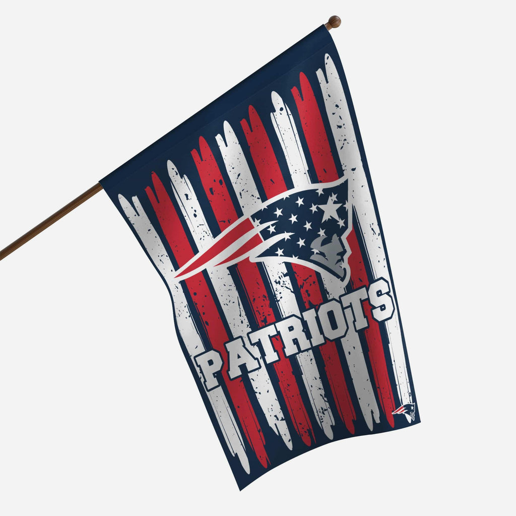 New England Patriots Brushstroke Americana Vertical Flag FOCO - FOCO.com