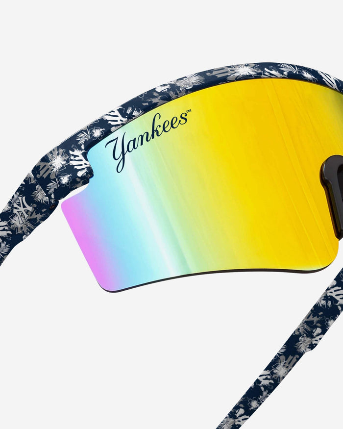 New York Yankees Floral Large Frame Sunglasses FOCO - FOCO.com