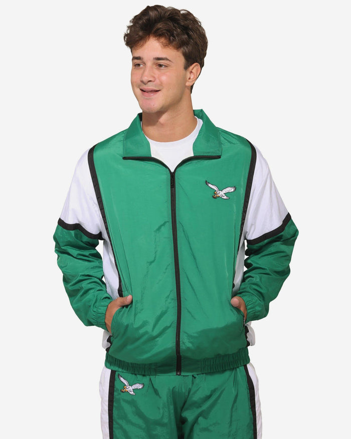 Philadelphia Eagles Kelly Green Nylon Crinkle Gameday Jacket FOCO S - FOCO.com