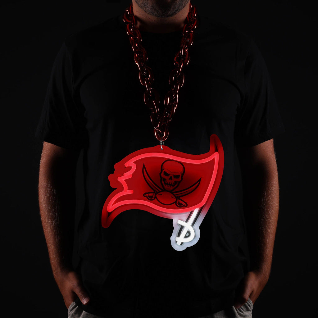 Tampa Bay Buccaneers Neon Light Up Big Logo Chain FOCO