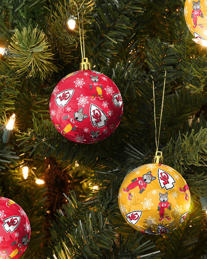 Kansas City Chiefs 4 Pack Ball Mascot Ornament Set FOCO - FOCO.com
