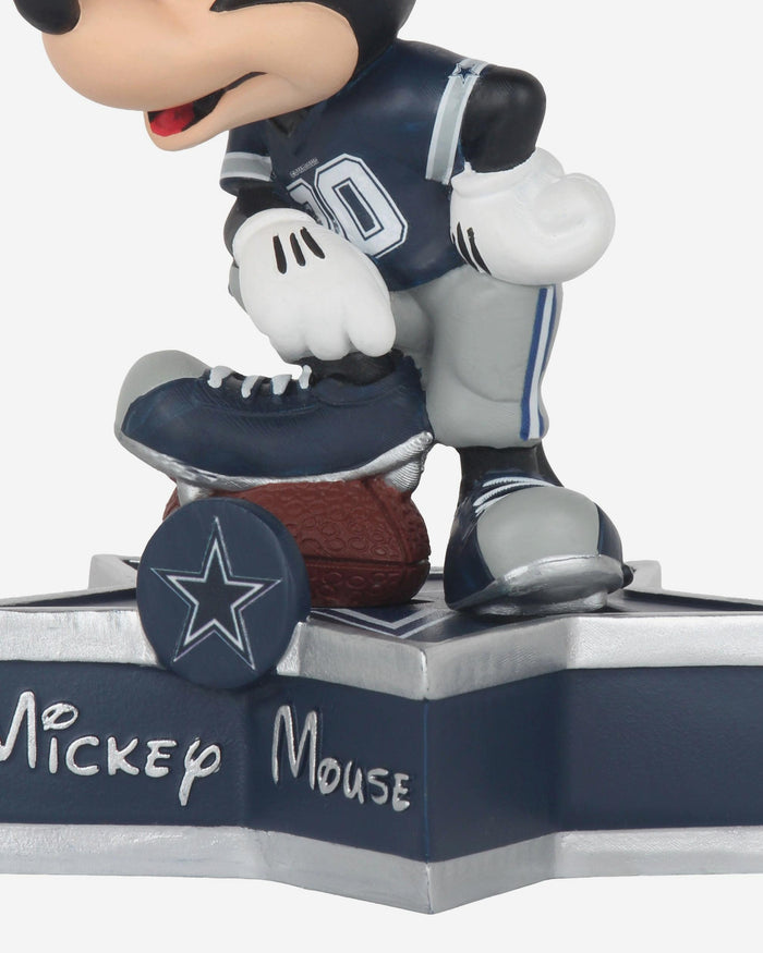 Dallas Cowboys Disney Mickey Mouse Uniform Figurine FOCO - FOCO.com