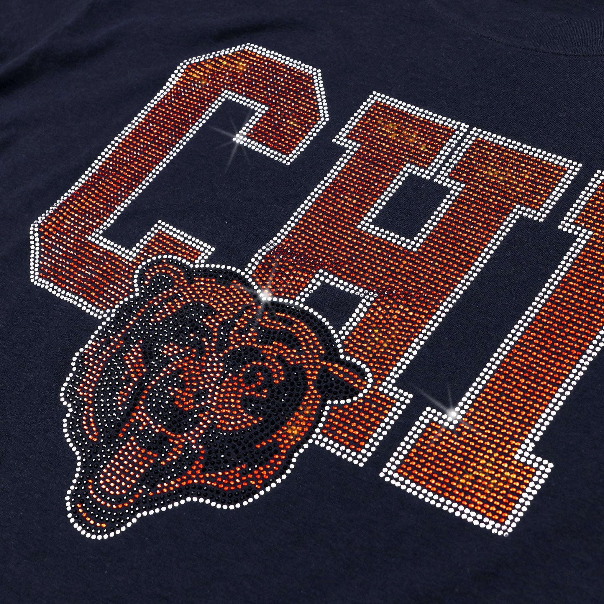 トップス FCRB BIG LOGO RHINESTONE EMBLEM TEE XS Rhinestone Chain Mesh Logo Tee (7-14) | GUESS Factory