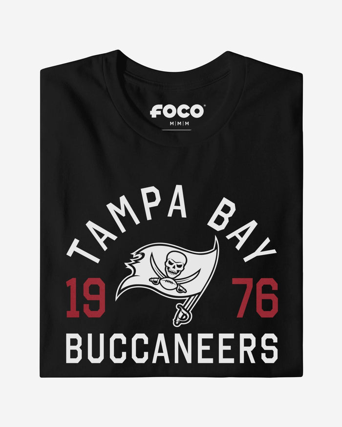 Tampa Bay Buccaneers Heritage Print T-Shirt FOCO Canvas Red S - FOCO.com