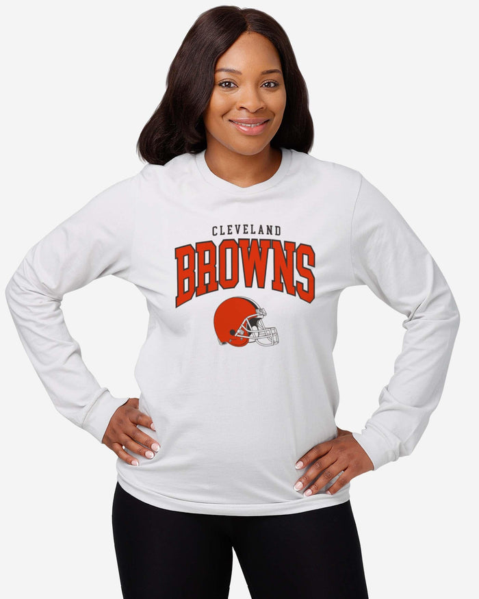 Cleveland Browns Classic Logo Long Sleeve T-Shirt FOCO - FOCO.com
