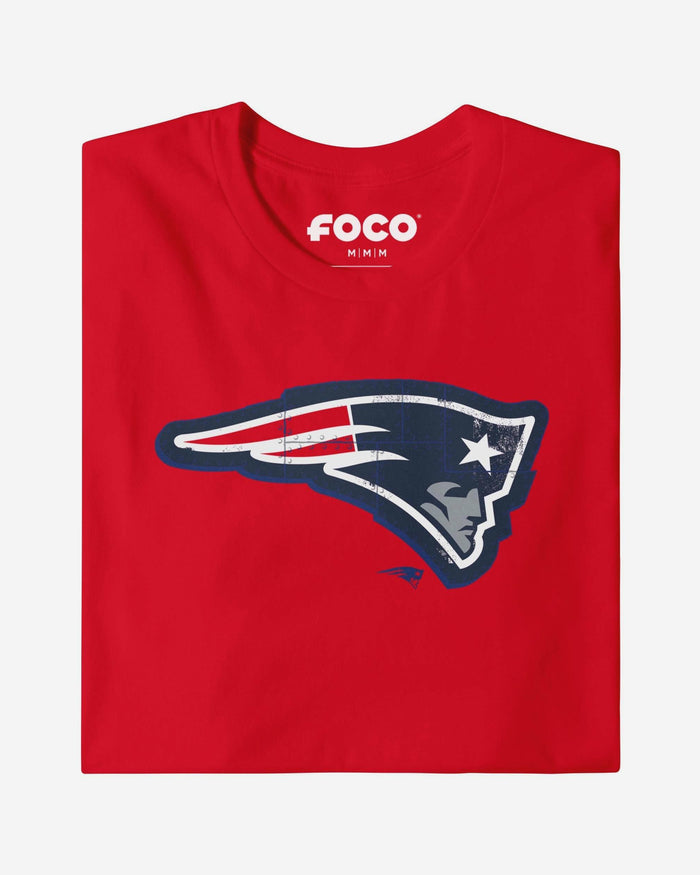 New England Patriots Rivet Logo T-Shirt FOCO S - FOCO.com