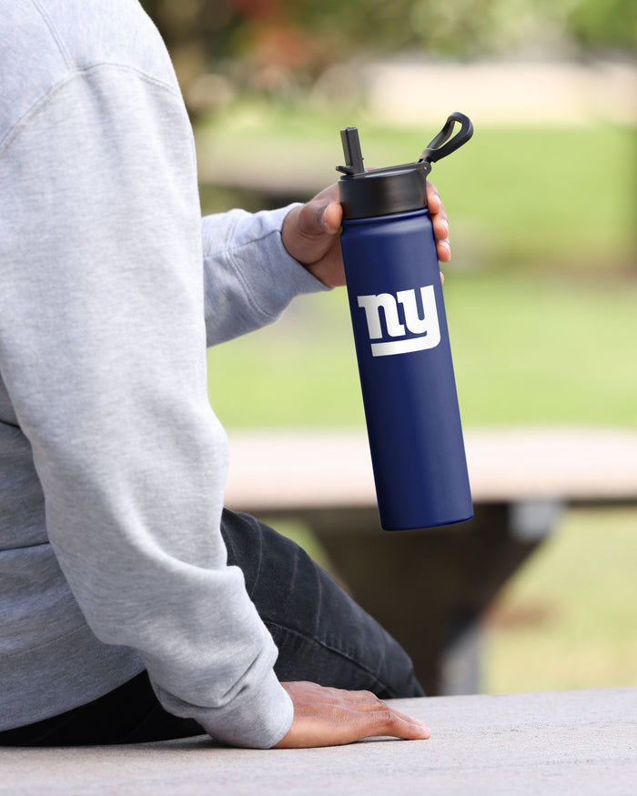 New York Giants Team Color Insulated Bottle FOCO - FOCO.com