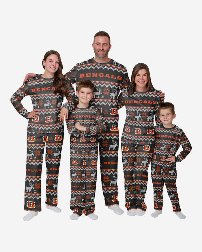 FOCO Cincinnati Bengals NFL Ugly Pattern Family Holiday Pajamas