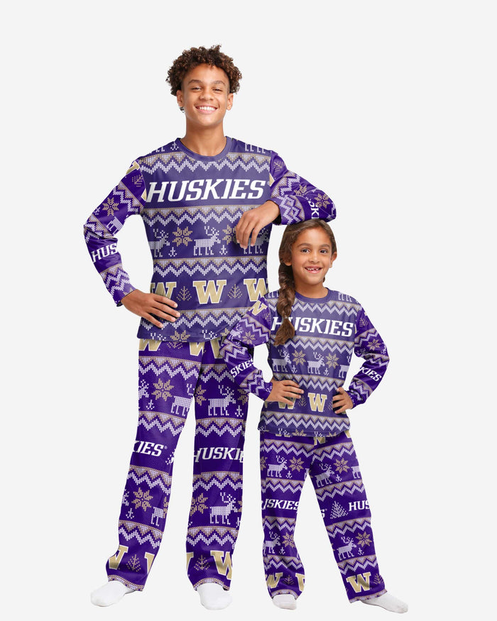 Washington Huskies Youth Ugly Pattern Family Holiday Pajamas FOCO 4 - FOCO.com