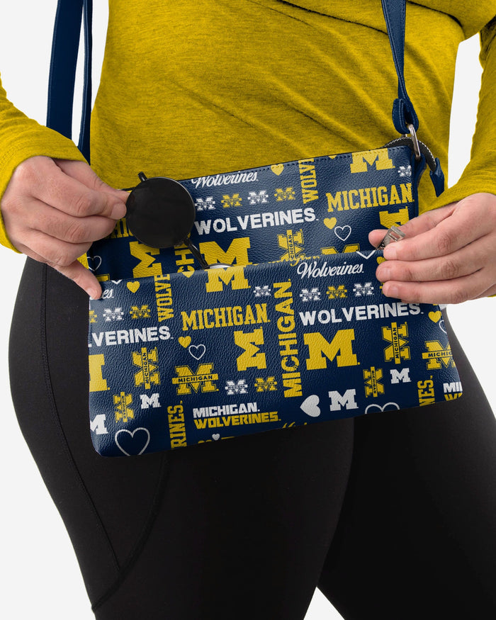 Michigan Wolverines Logo Love Crossbody Purse FOCO - FOCO.com