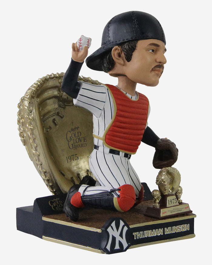 Thurman Munson New York Yankees 1975 Gold Glove Bobblehead FOCO - FOCO.com
