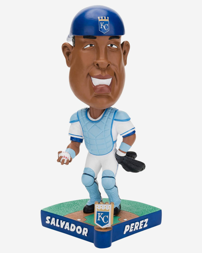 Salvador Perez KC Royals Caricature Bobblehead FOCO - FOCO.com