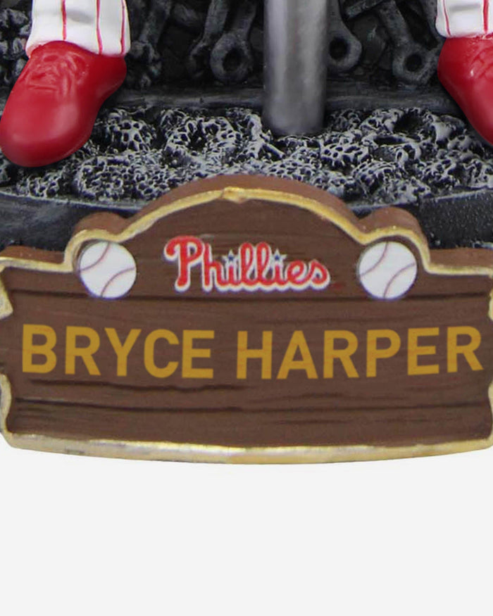 Game of Thrones™ Philadelphia Phillies Bryce Harper Iron Throne Bobblehead FOCO - FOCO.com