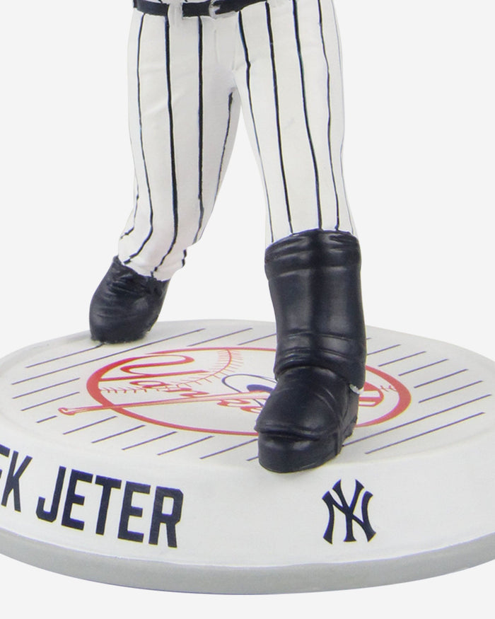 Derek Jeter New York Yankees Bighead Bobblehead FOCO - FOCO.com
