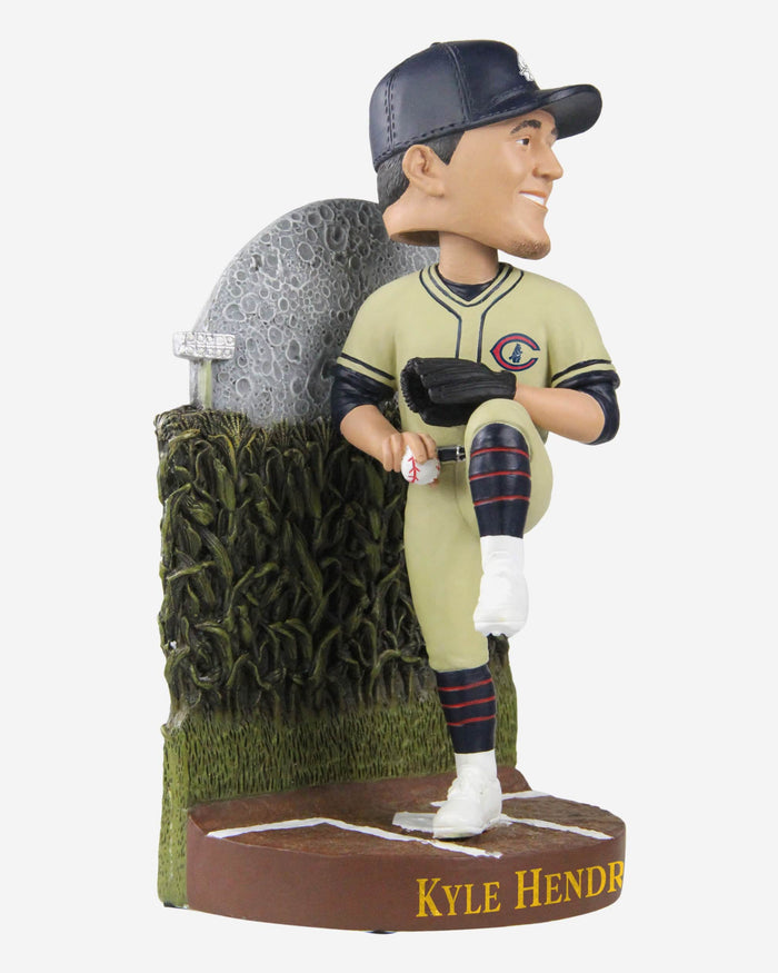 Kyle Hendricks Chicago Cubs 2022 Dyersville Cornfield Bobblehead FOCO - FOCO.com