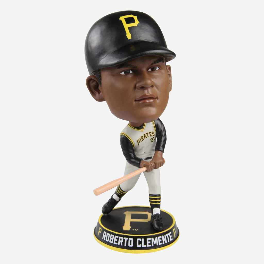 Roberto Clemente Pittsburgh Pirates Variant Bighead Bobblehead FOCO - FOCO.com