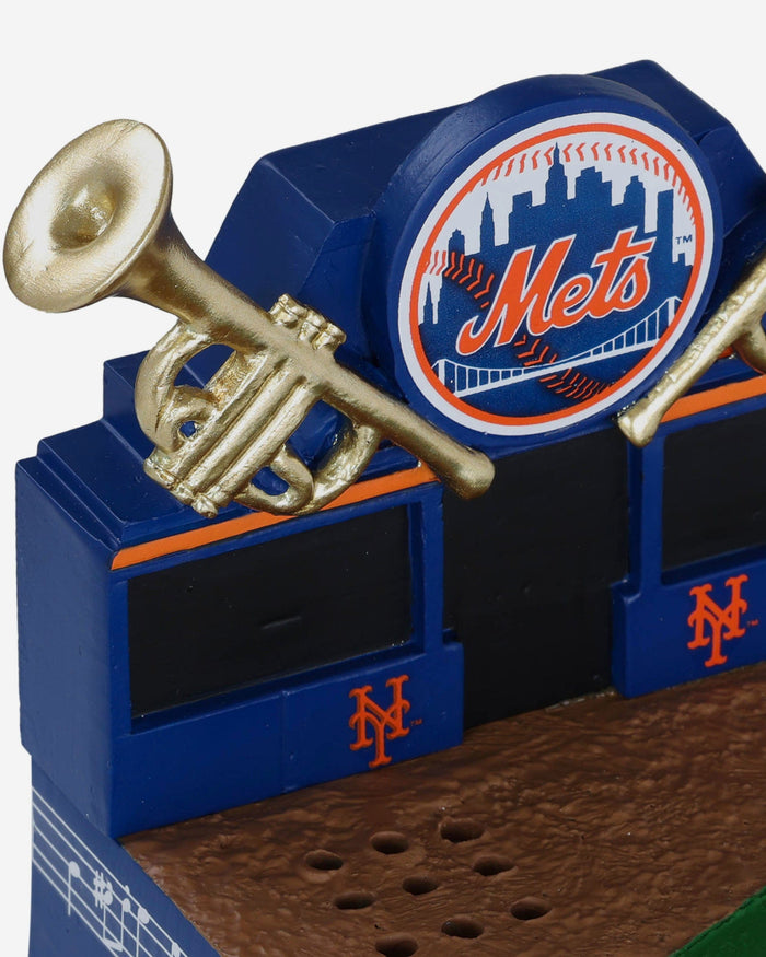 Edwin Diaz New York Mets Cue The Trumpets Entrance Music Bobblehead FOCO - FOCO.com