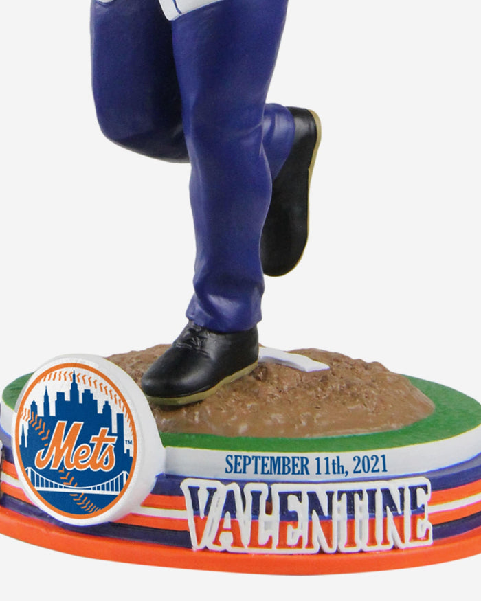 Bobby Valentine New York Mets First Pitch Bobblehead FOCO - FOCO.com