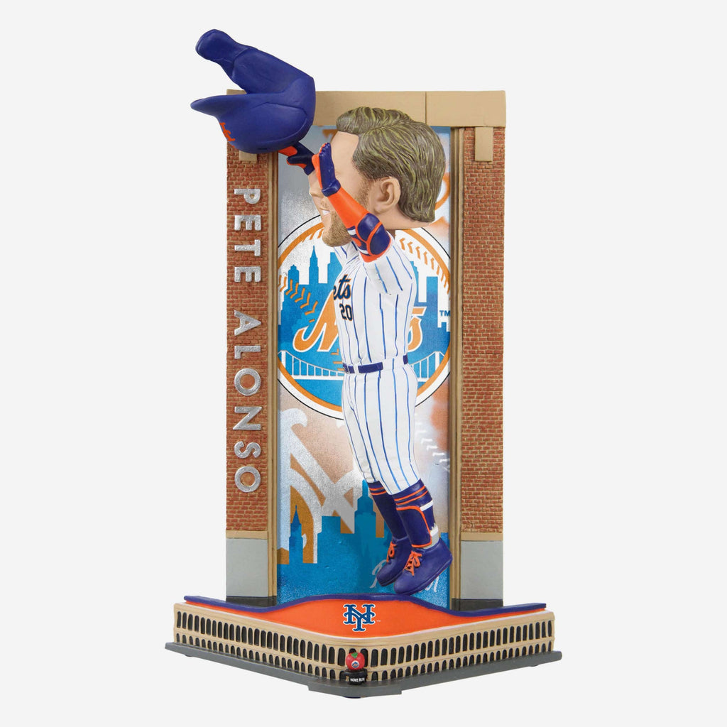 Pete Alonso New York Mets From Wayyyy Downtown Home Run Bobblehead FOCO - FOCO.com