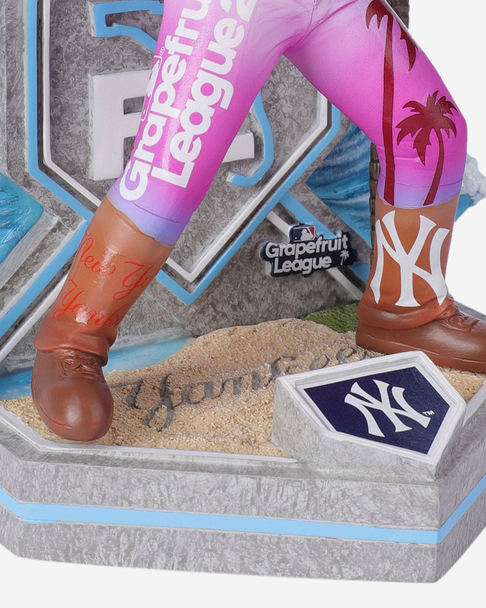 New York Yankees Grapefruit League Bobbles On Parade Bobblehead FOCO - FOCO.com
