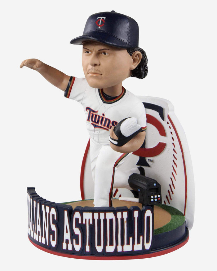 Willians Astudillo Minnesota Twins La Tortuga Pitching Bobblehead FOCO - FOCO.com