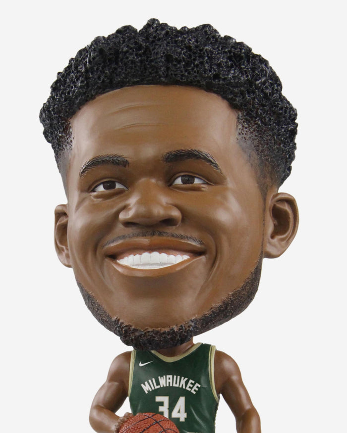 Giannis Antetokounmpo Milwaukee Bucks Holiday Wreath Bighead Bobblehead FOCO - FOCO.com