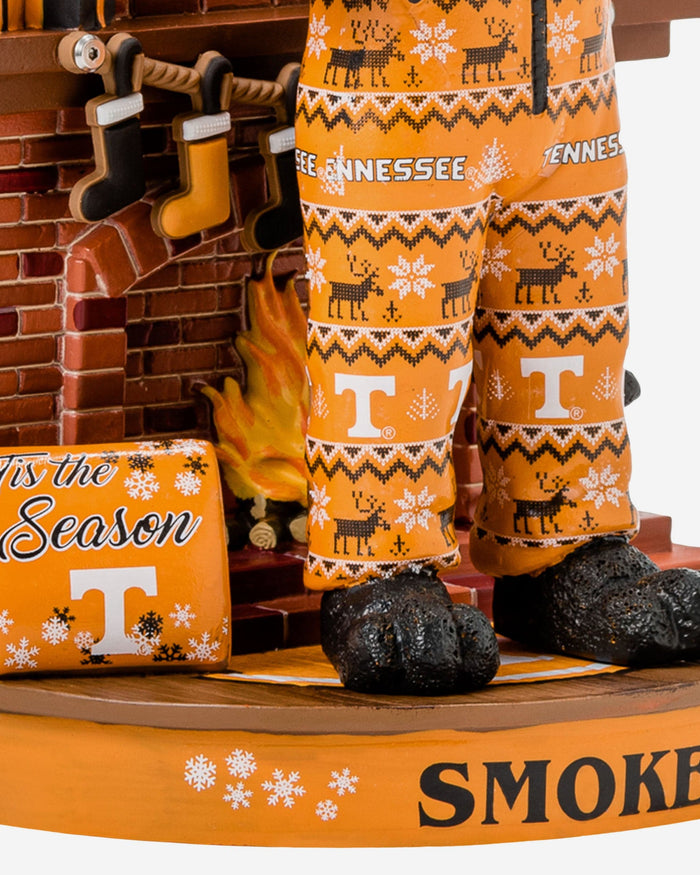 Smokey Tennessee Volunteers Holiday Mascot Bobblehead FOCO - FOCO.com