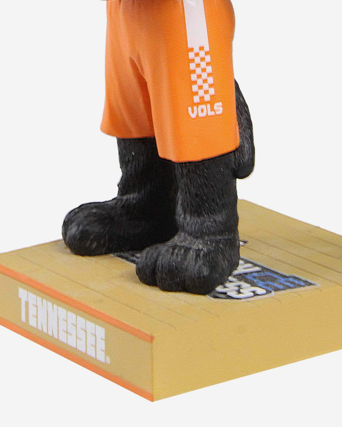 Smokey Tennessee Volunteers March Madness Mascot Bobblehead FOCO - FOCO.com