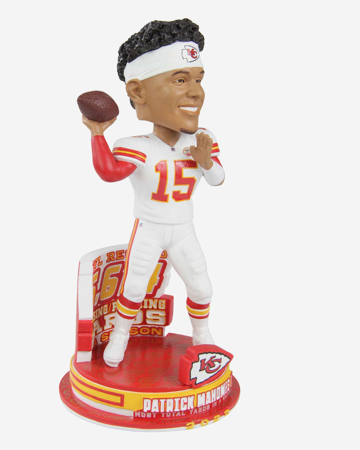 Patrick Mahomes Kansas City Chiefs NFL Single Season Total Yards Record Bobblehead FOCO - FOCO.com