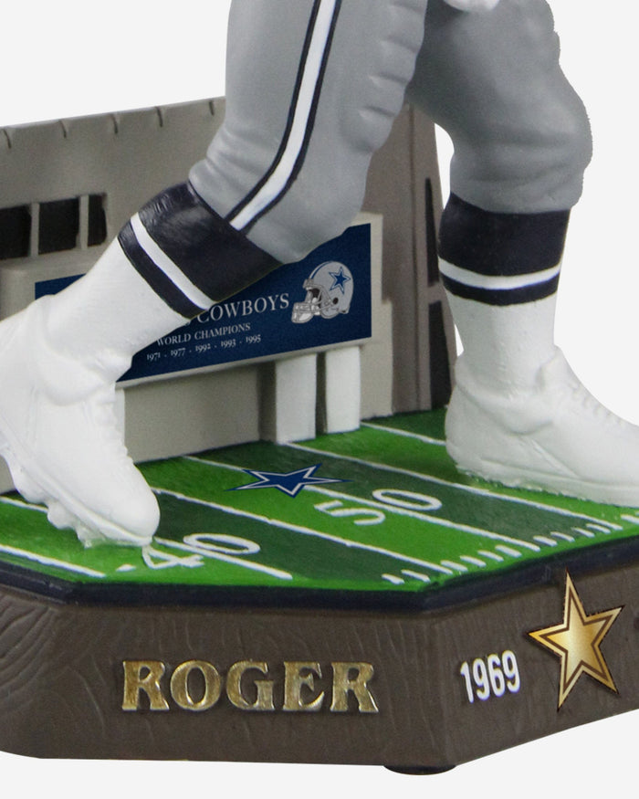 Roger Staubach Dallas Cowboys Retired Pro Gate Series Bobblehead FOCO - FOCO.com