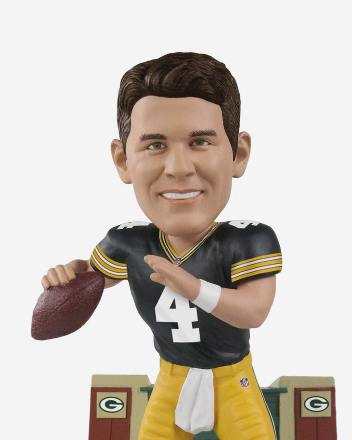 Brett Favre Green Bay Packers Retired Pro Gate Series Bobblehead FOCO - FOCO.com
