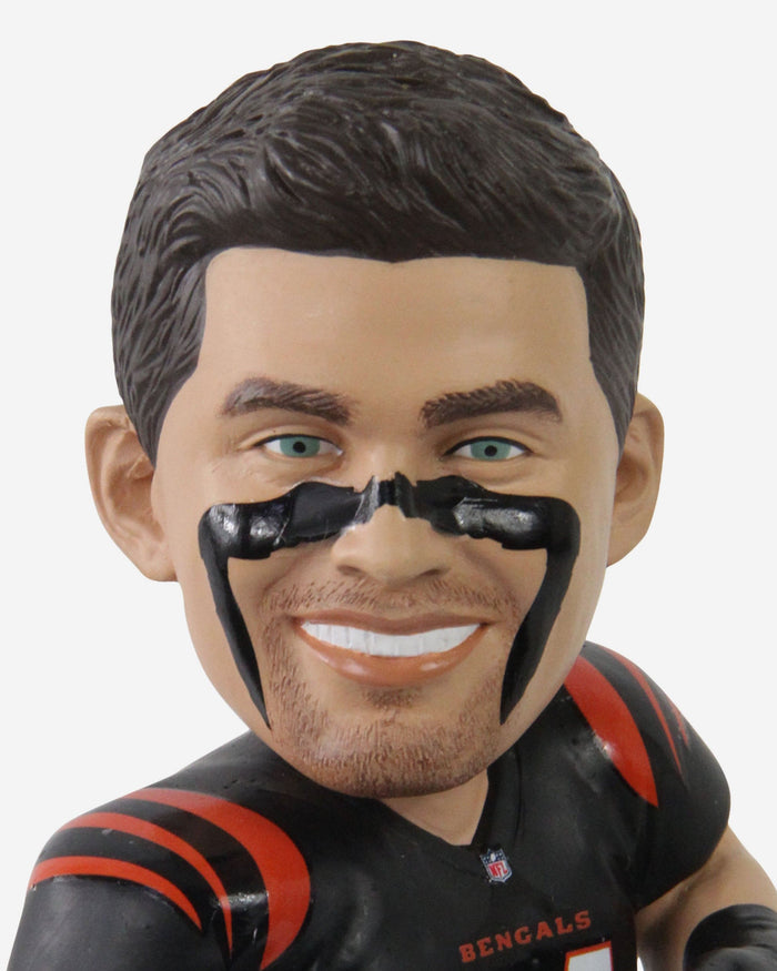 Sam Hubbard Cincinnati Bengals Longest Playoff Scoop And Score Bobblehead FOCO - FOCO.com