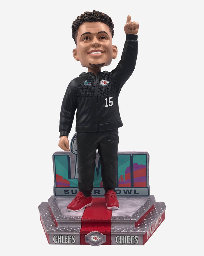 Patrick Mahomes Kansas City Chiefs Super Bowl LVII Outfit Bobblehead FOCO - FOCO.com