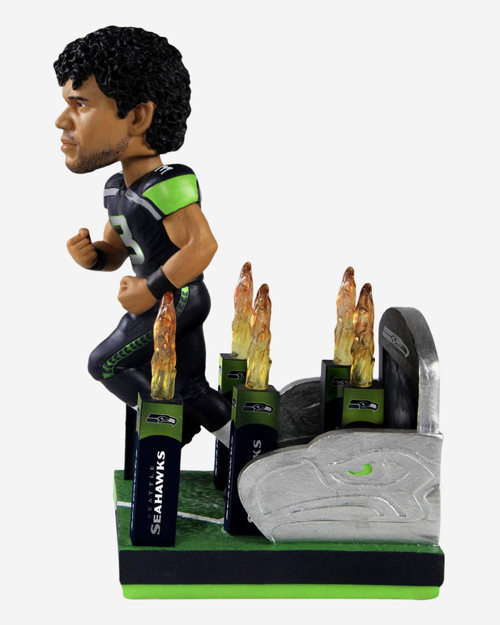 Russell Wilson Seattle Seahawks Pregame Tunnel Entrance Bobblehead FOCO - FOCO.com