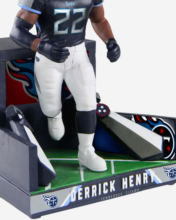 Derrick Henry Tennessee Titans Pregame Tunnel Entrance Bobblehead FOCO - FOCO.com