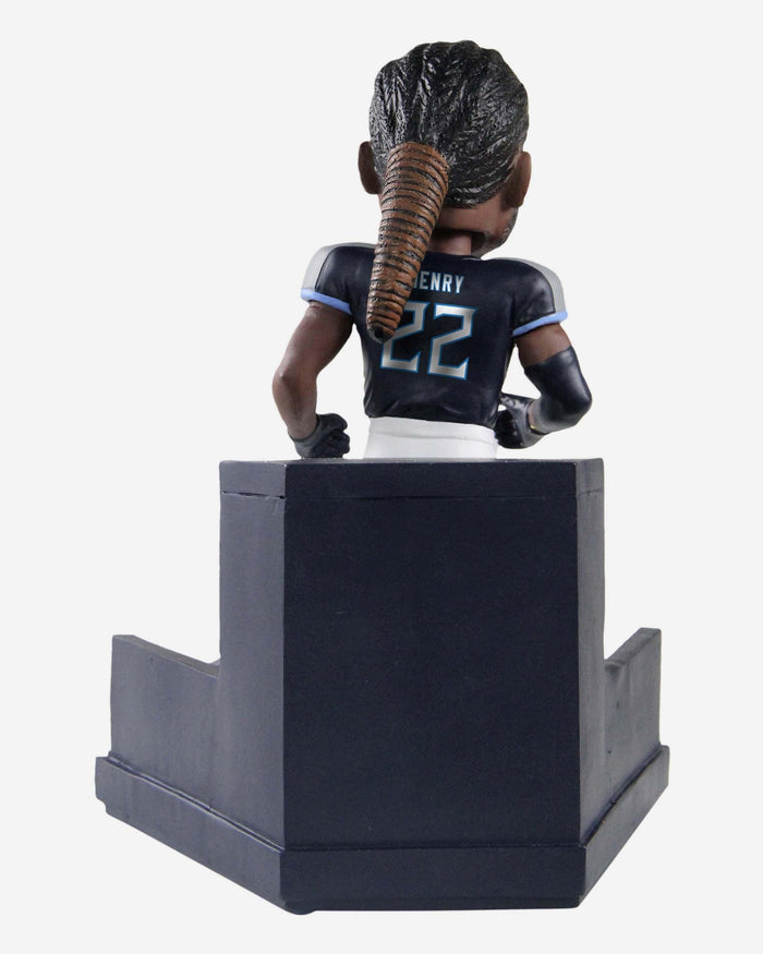 Derrick Henry Tennessee Titans Pregame Tunnel Entrance Bobblehead FOCO - FOCO.com