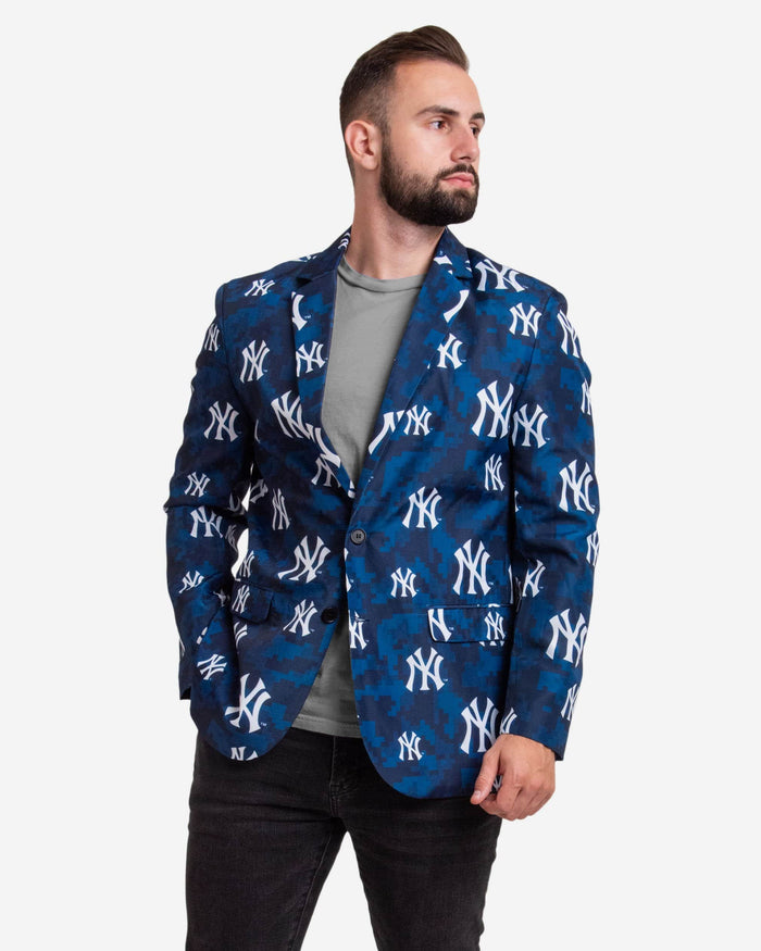 New York Yankees Digital Camo Suit Jacket FOCO