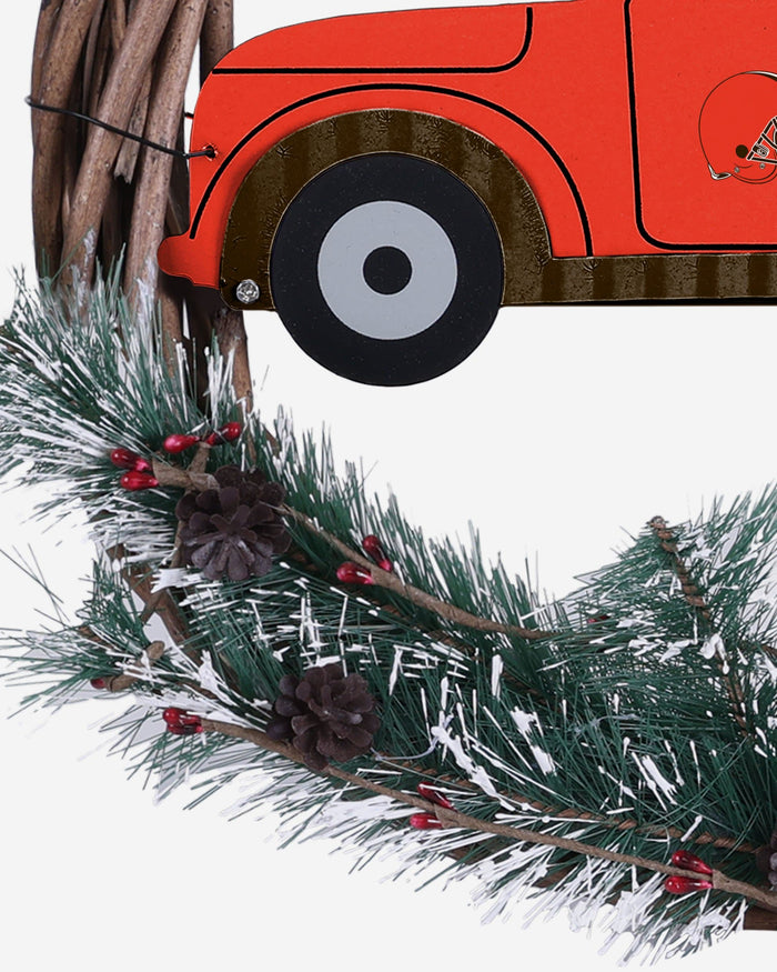 Cleveland Browns Wreath With Truck FOCO - FOCO.com