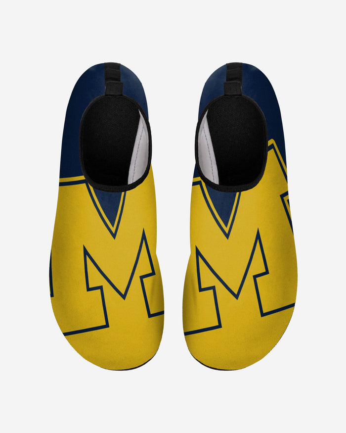 Michigan Wolverines Mens Colorblock Water Shoe FOCO - FOCO.com