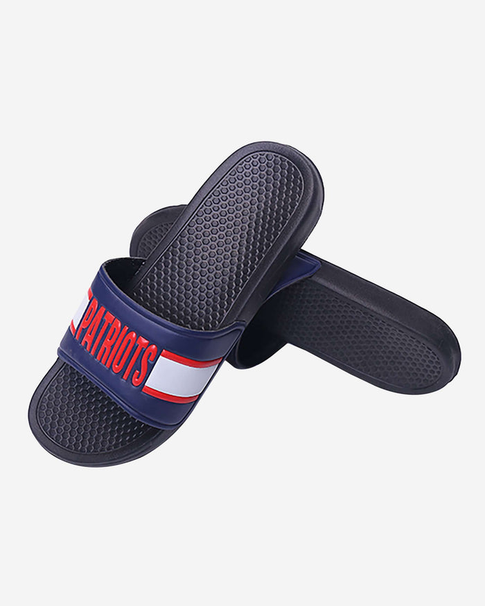 New England Patriots Raised Wordmark Slide FOCO - FOCO.com