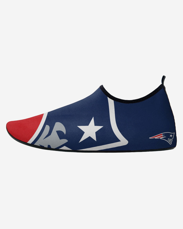 New England Patriots Mens Colorblock Water Shoe FOCO - FOCO.com