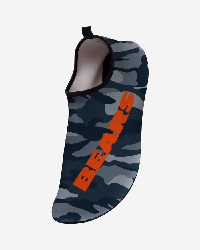Chicago Bears Mens Camo Water Shoe FOCO - FOCO.com