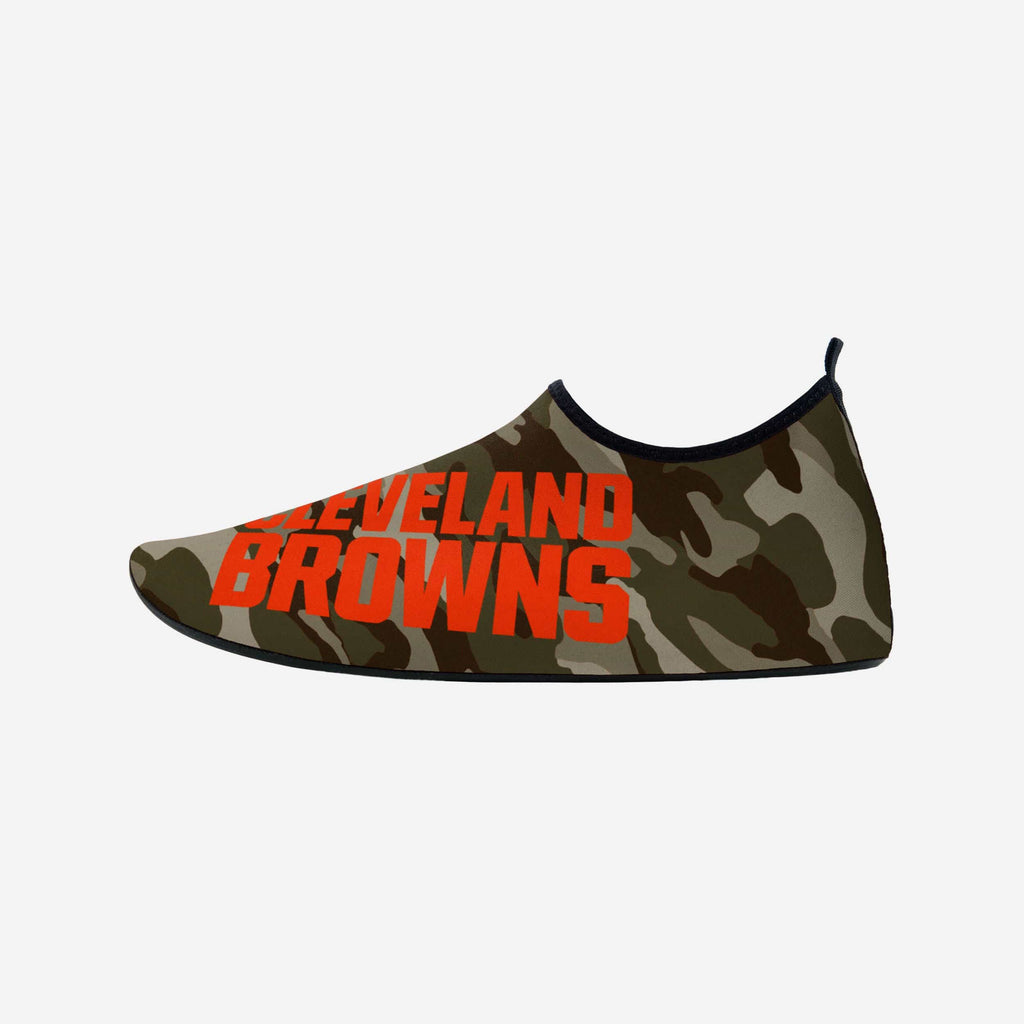 Cleveland Browns Mens Camo Water Shoe FOCO S - FOCO.com