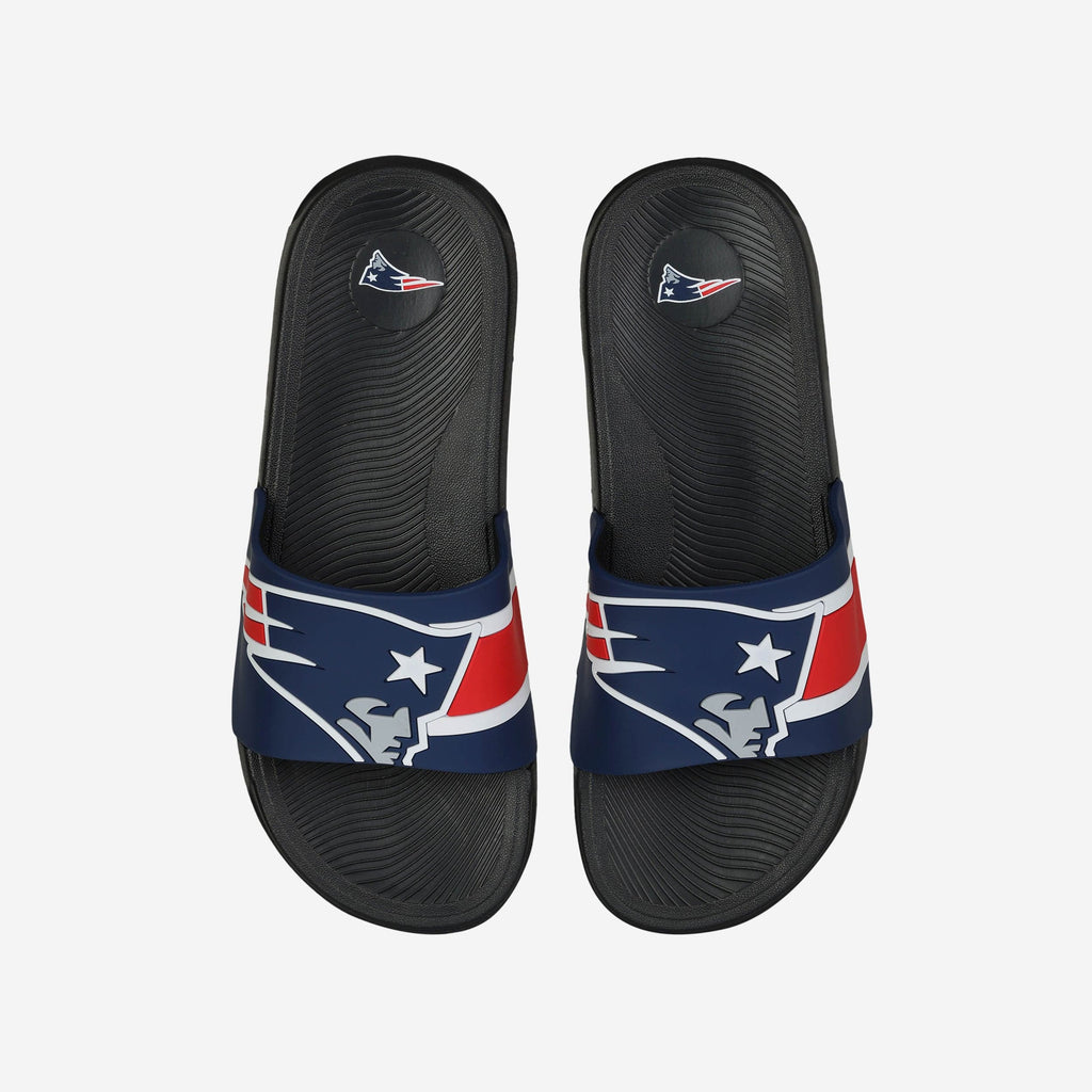 New England Patriots Striped Big Logo Raised Slide FOCO S - FOCO.com