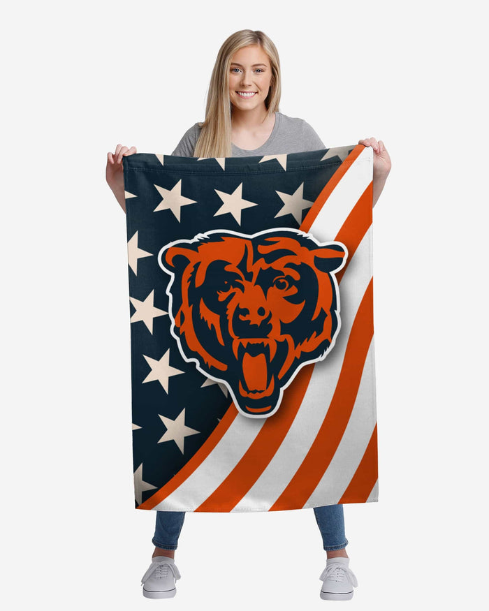 Chicago Bears Americana Vertical Flag FOCO - FOCO.com