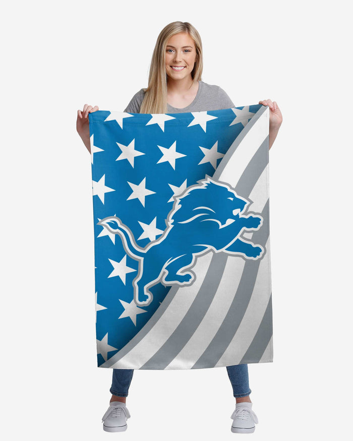 Detroit Lions Americana Vertical Flag FOCO - FOCO.com