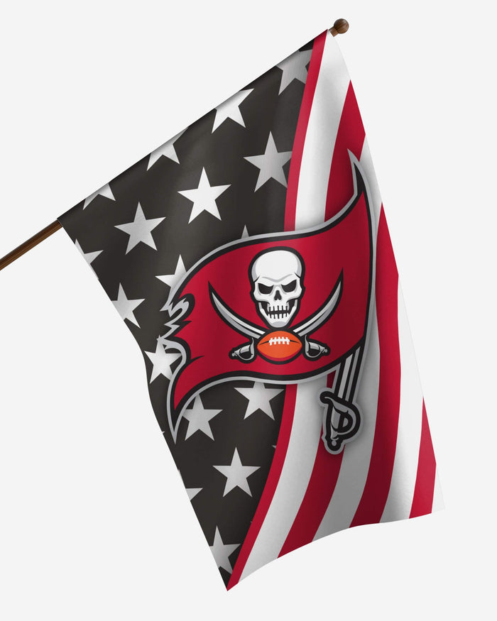 Tampa Bay Buccaneers Americana Vertical Flag FOCO - FOCO.com