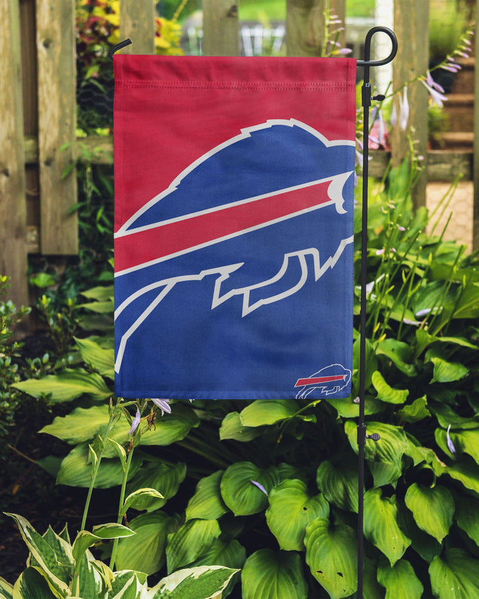 Buffalo Bills Colorblock Helmet Garden Flag FOCO - FOCO.com