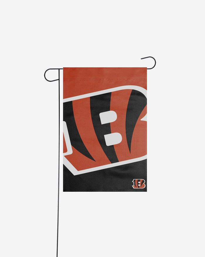 Cincinnati Bengals Colorblock Helmet Garden Flag FOCO - FOCO.com