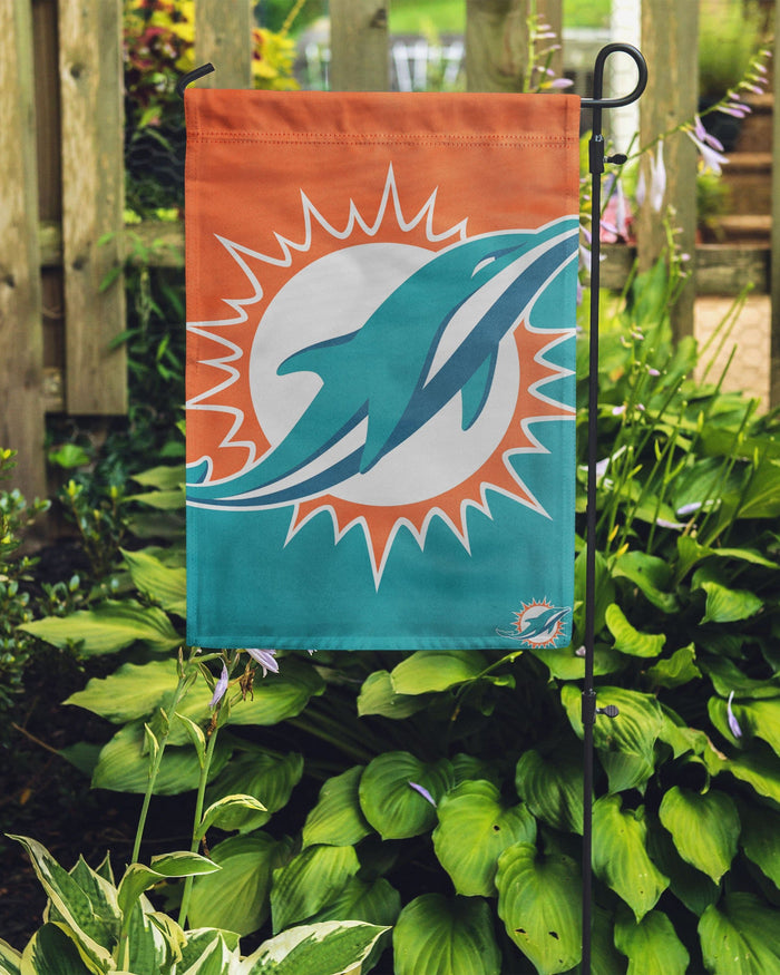 Miami Dolphins Colorblock Helmet Garden Flag FOCO - FOCO.com